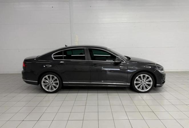 Volkswagen Passat B8 с пробегом 2017 года, цена 2 480 000 рублей, 95107 км, седан, Автокод Объявления