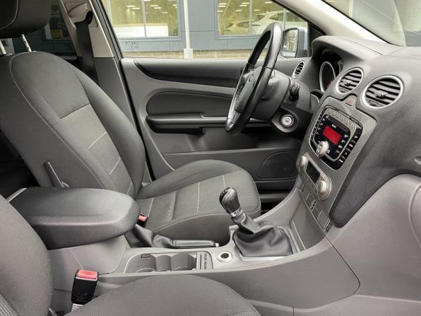 Ford Focus II Рестайлинг с пробегом 2010 года, цена 659 000 рублей, 144232 км, хэтчбек, Автокод Объявления