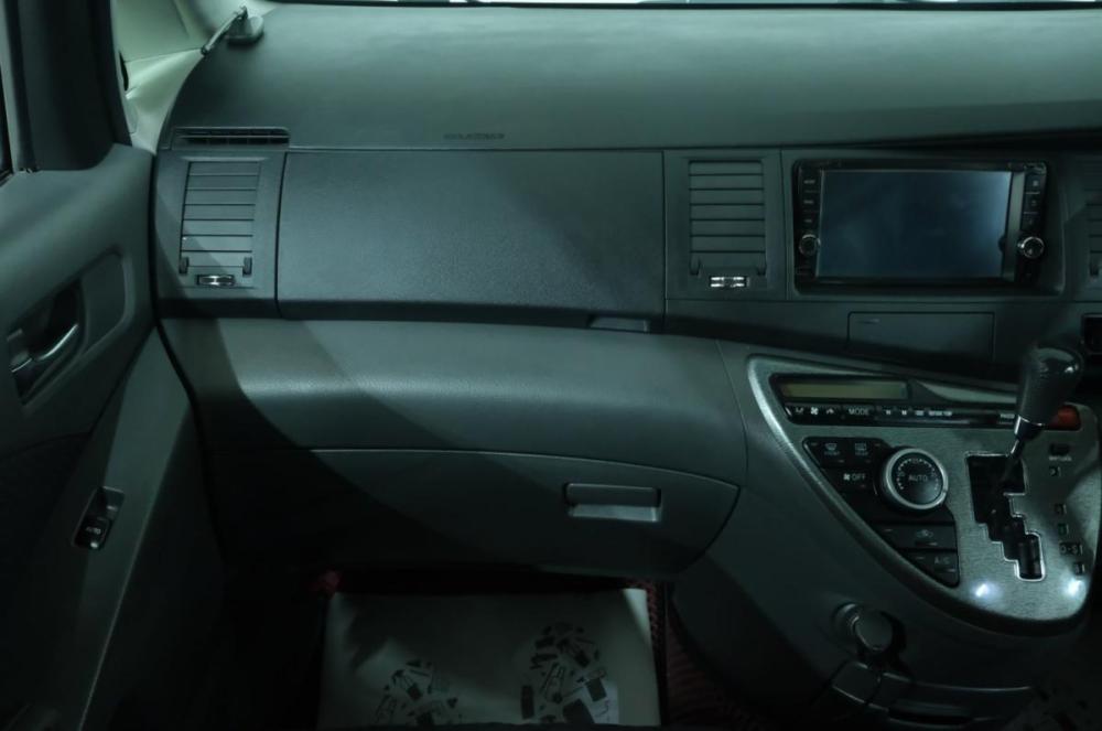 Toyota ISis I Рестайлинг Омск  - изображение 17