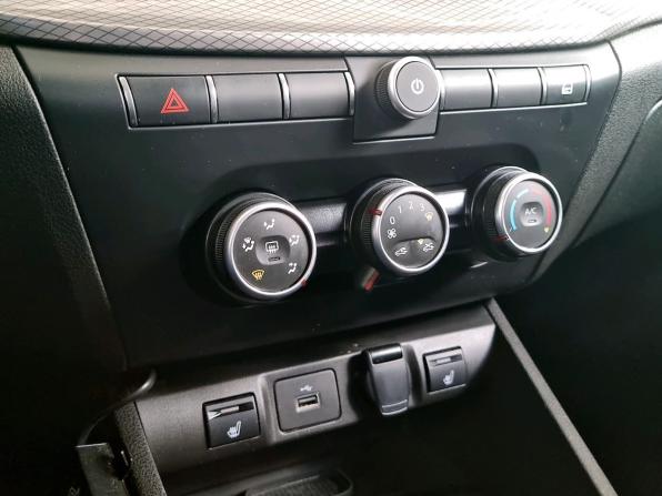 Lada (ВАЗ) Vesta I Рестайлинг (NG) с пробегом 2024 года, цена 1 260 000 рублей, 53296 км, универсал, Автокод Объявления