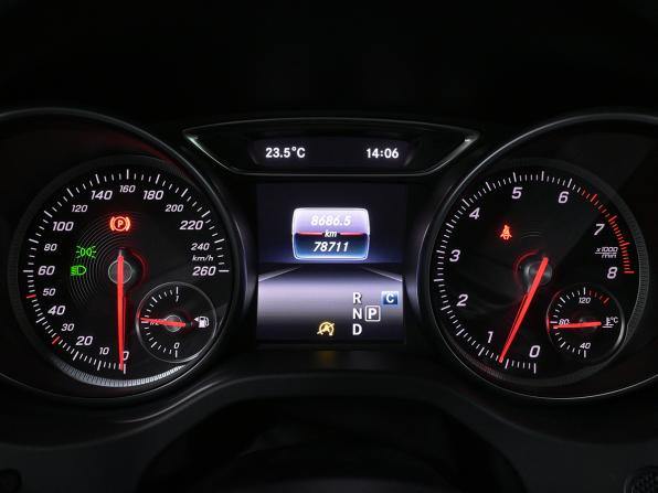 Mercedes-Benz GLA I (X156) Рестайлинг с пробегом 2019 года, цена 2 949 000 рублей, 78750 км, внедорожник, Автокод Объявления