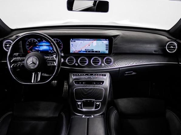 Mercedes-Benz E-Класс V (W213 S213 C238) Рестайлинг с пробегом 2021 года, цена 4 098 000 рублей, 128000 км, седан, Автокод Объявления
