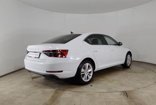Skoda Superb III Рестайлинг с пробегом 2019 года, цена 2 680 000 рублей, 78050 км, лифтбек, Автокод Объявления