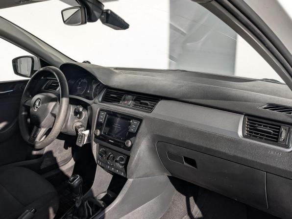 Skoda Rapid I Рестайлинг с пробегом 2019 года, цена 990 000 рублей, 122272 км, лифтбек, Автокод Объявления