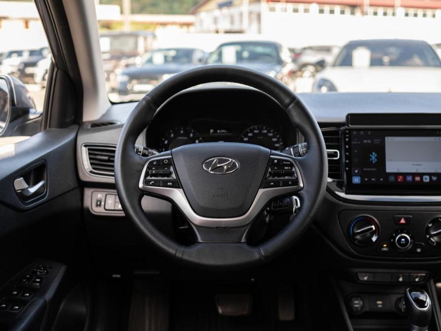 Hyundai Solaris II Рестайлинг Сочи  - изображение 12