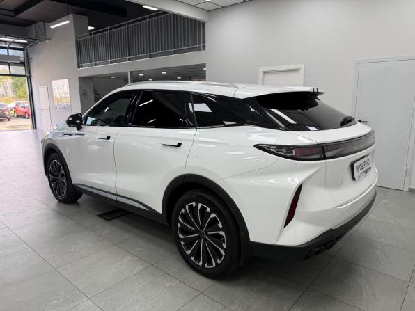 Exeed RX с пробегом 2023 года, цена 3 100 000 рублей, 45000 км, внедорожник, Автокод Объявления