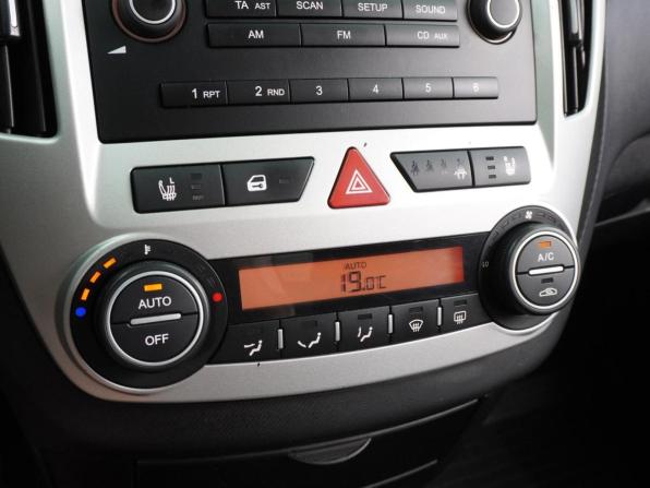 Kia Ceed I с пробегом 2009 года, цена 849 000 рублей, 94352 км, хэтчбек, Автокод Объявления