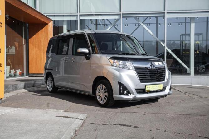 Toyota Roomy I с пробегом 2018 года, цена 998 000 рублей, 106000 км, микровэн, Автокод Объявления