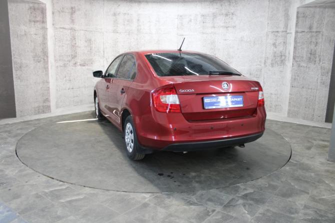 Skoda Rapid I с пробегом 2016 года, цена 1 019 000 рублей, 89834 км, лифтбек, Автокод Объявления