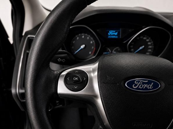 Ford Focus III с пробегом 2012 года, цена 639 000 рублей, 217828 км, хэтчбек, Автокод Объявления
