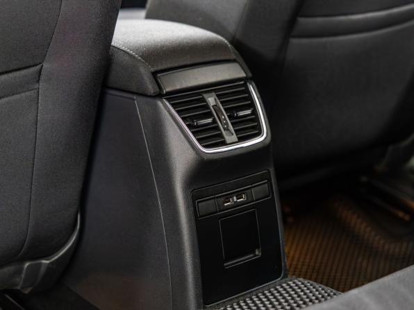 Skoda Octavia III (A7) Рестайлинг с пробегом 2018 года, цена 1 548 000 рублей, 182094 км, лифтбек, Автокод Объявления