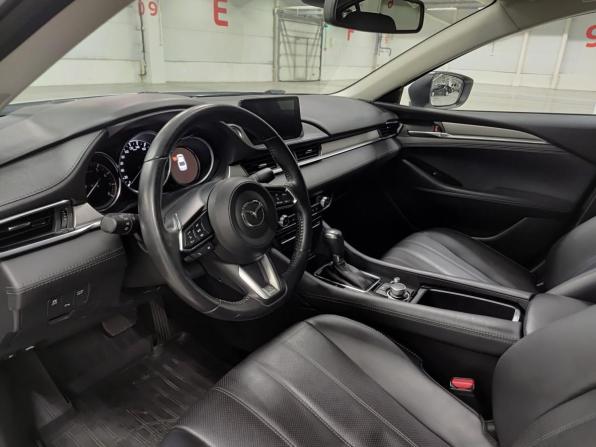 Mazda 6 III (GJ) Рестайлинг 2 с пробегом 2018 года, цена 2 490 000 рублей, 69513 км, седан, Автокод Объявления