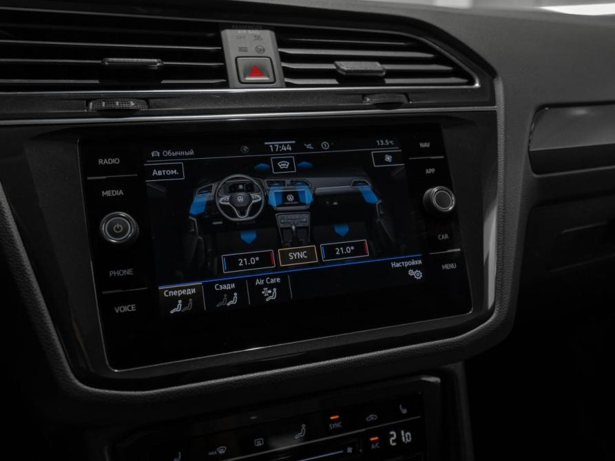 Volkswagen Tiguan II Рестайлинг Москва  - изображение 18