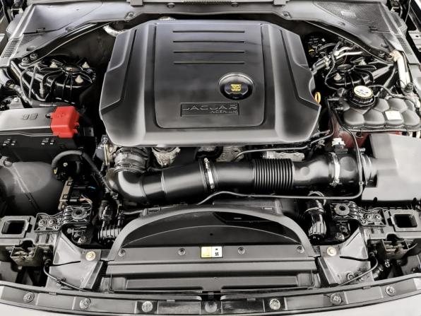 Jaguar XF II с пробегом 2016 года, цена 2 310 000 рублей, 100493 км, седан, Автокод Объявления