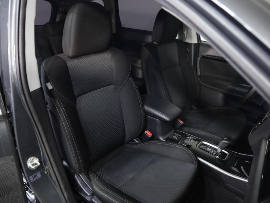 Mitsubishi Outlander III Рестайлинг 3 Санкт-Петербург  - изображение 23