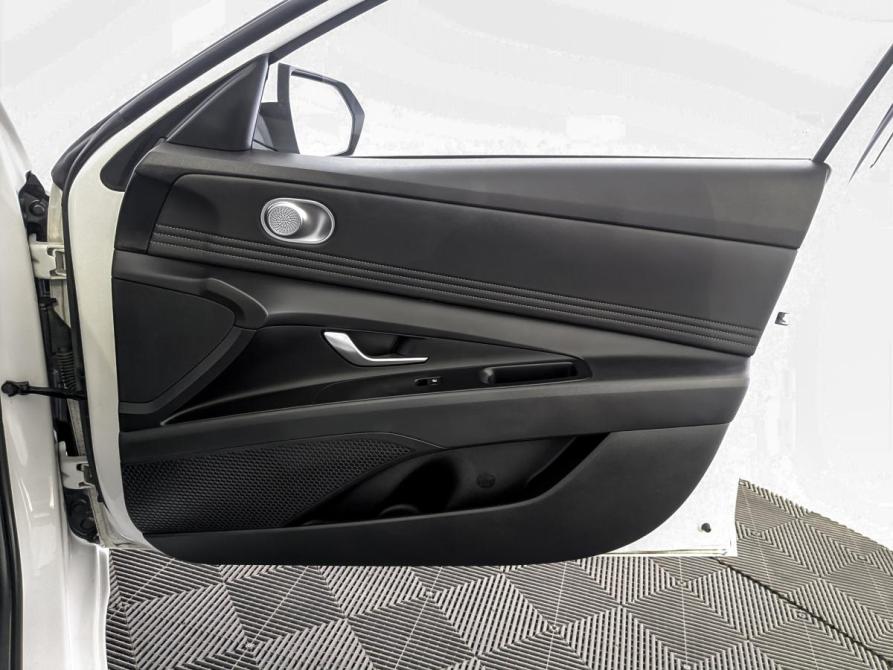 Hyundai Elantra VII (CN7) Москва  - изображение 24