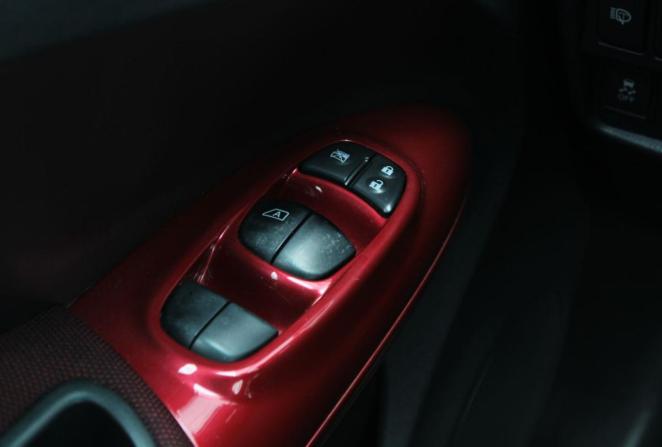 Nissan Juke I с пробегом 2011 года, цена 1 170 000 рублей, 88836 км, внедорожник, Автокод Объявления