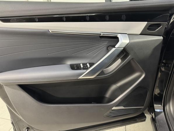Geely Atlas II с пробегом 2024 года, цена 2 999 800 рублей, 21200 км, внедорожник, Автокод Объявления