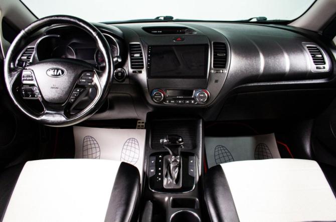 Kia Cerato III Рестайлинг (Classic) с пробегом 2017 года, цена 1 479 000 рублей, 176368 км, седан, Автокод Объявления