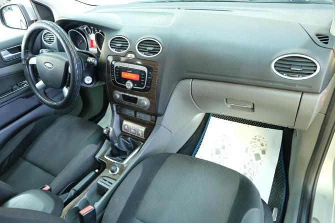 Ford Focus II Рестайлинг с пробегом 2008 года, цена 559 000 рублей, 219000 км, седан, Автокод Объявления