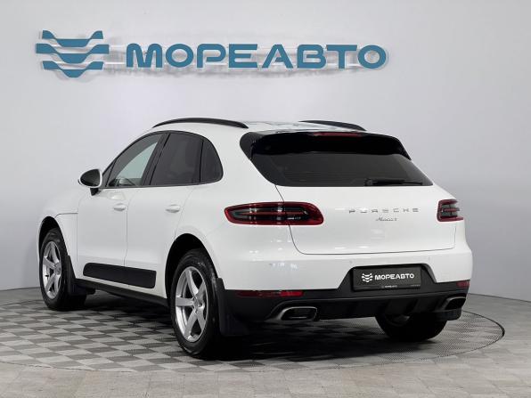 Porsche Macan I с пробегом 2016 года, цена 3 250 000 рублей, 66688 км, внедорожник, Автокод Объявления