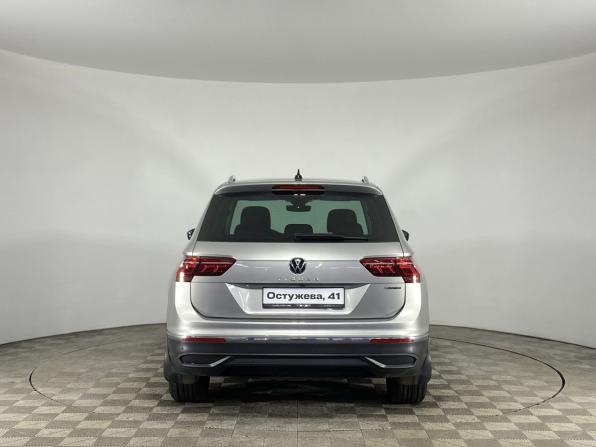 Volkswagen Tiguan II Рестайлинг с пробегом 2021 года, цена 3 640 000 рублей, 36737 км, внедорожник, Автокод Объявления