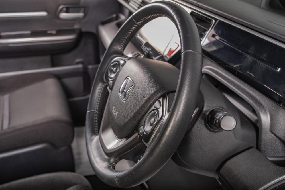 Honda Stepwgn V Рестайлинг Томск  - изображение 13