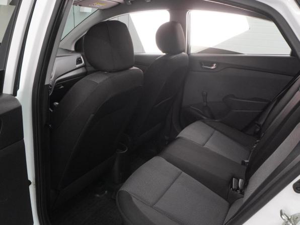 Hyundai Solaris II с пробегом 2017 года, цена 1 199 000 рублей, 66813 км, седан, Автокод Объявления