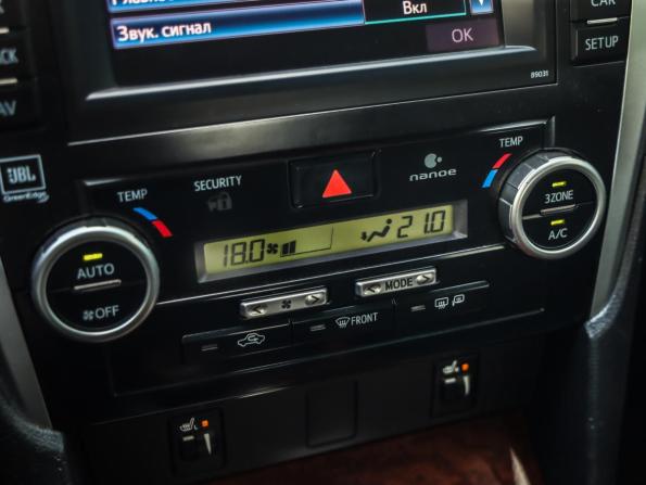 Toyota Camry VII (XV50) с пробегом 2012 года, цена 1 439 000 рублей, 215000 км, седан, Автокод Объявления