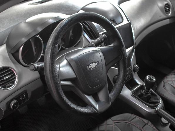 Chevrolet Cruze I Рестайлинг с пробегом 2013 года, цена 849 900 рублей, 187000 км, седан, Автокод Объявления