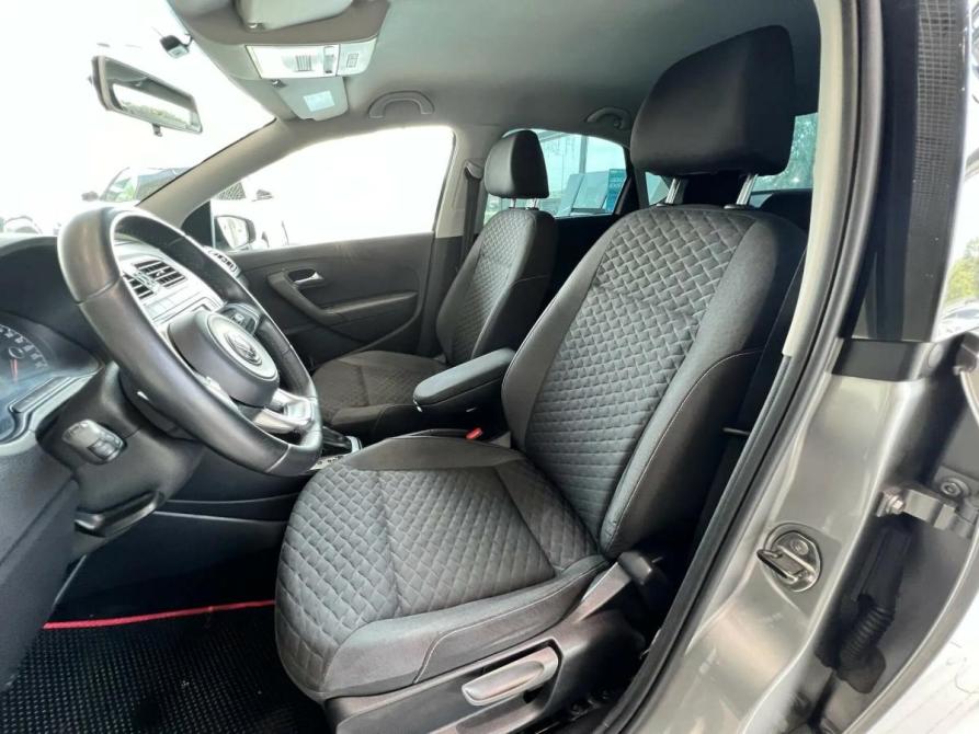 Volkswagen Polo V Рестайлинг Екатеринбург  - изображение 14