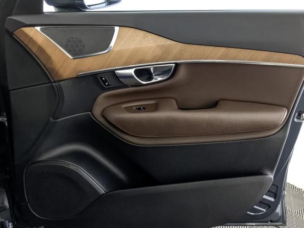 Volvo XC90 II Рестайлинг 1 с пробегом 2021 года, цена 4 920 000 рублей, 115332 км, внедорожник, Автокод Объявления