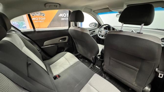 Chevrolet Cruze I Рестайлинг с пробегом 2013 года, цена 725 000 рублей, 174099 км, седан, Автокод Объявления