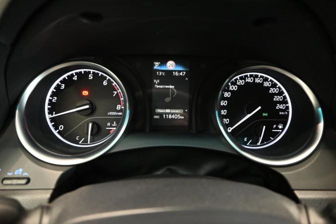 Toyota Camry VIII (XV70) с пробегом 2021 года, цена 2 920 000 рублей, 118404 км, седан, Автокод Объявления