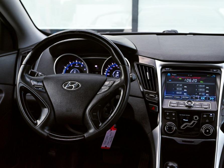 Hyundai Sonata VI (YF) Екатеринбург  - изображение 19