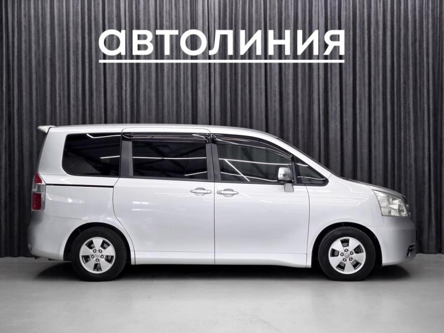 Toyota Noah II (R70) Красноярск  - изображение 5