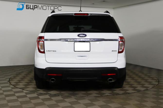 Ford Explorer V с пробегом 2015 года, цена 2 199 990 рублей, 132167 км, внедорожник, Автокод Объявления