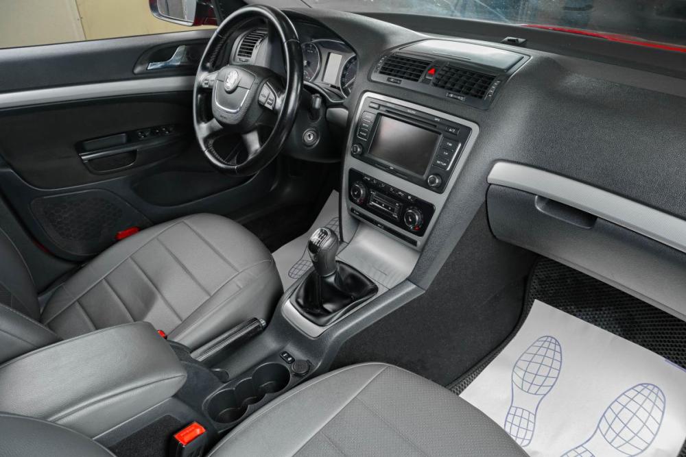 Skoda Octavia II (A5) Рестайлинг Тюмень  - изображение 11