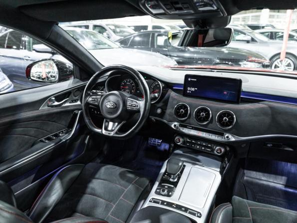 Kia Stinger I Рестайлинг с пробегом 2021 года, цена 3 552 500 рублей, 51916 км, лифтбек, Автокод Объявления