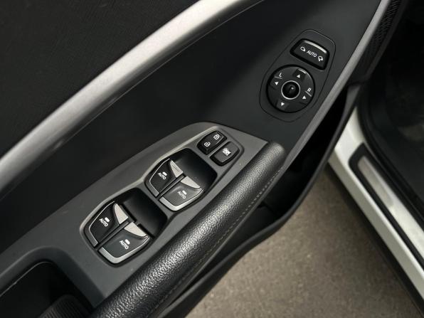 Hyundai Santa Fe III с пробегом 2013 года, цена 1 780 000 рублей, 214973 км, внедорожник, Автокод Объявления