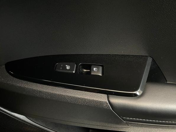 Kia Sportage V с пробегом 2024 года, цена 3 400 000 рублей, 29810 км, внедорожник, Автокод Объявления