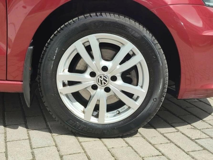 Volkswagen Polo V Рестайлинг Санкт-Петербург  - изображение 7