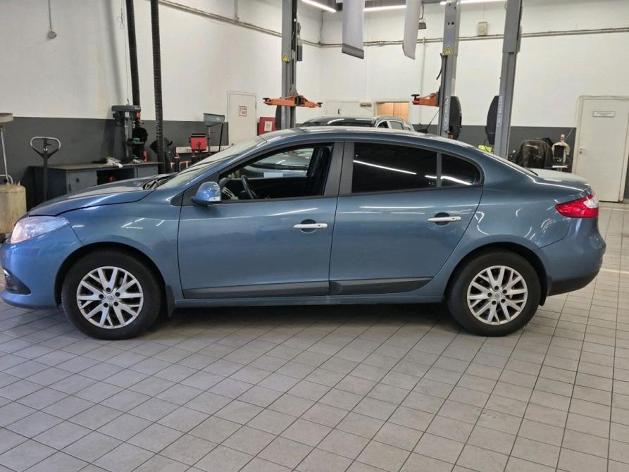 Renault Fluence I Рестайлинг Санкт-Петербург  - изображение 3