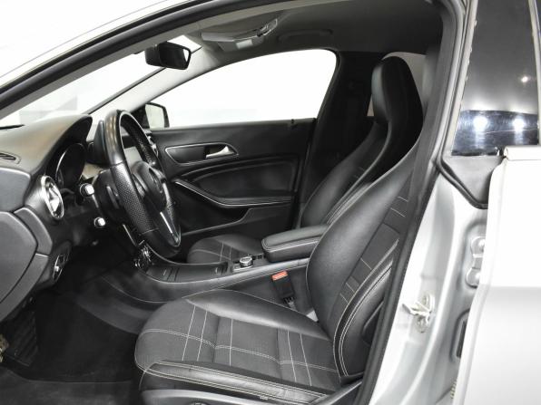 Mercedes-Benz CLA I (C117 X117) с пробегом 2014 года, цена 1 650 000 рублей, 111980 км, седан, Автокод Объявления