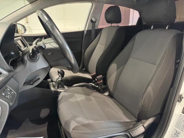 Hyundai Solaris II с пробегом 2019 года, цена 1 460 000 рублей, 80500 км, седан, Автокод Объявления