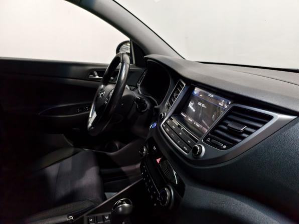 Hyundai Tucson III с пробегом 2018 года, цена 1 815 000 рублей, 204739 км, внедорожник, Автокод Объявления
