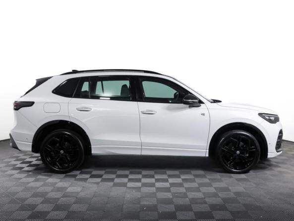 Volkswagen Tiguan III (China Market) с пробегом 2024 года, цена 4 290 000 рублей, 22168 км, внедорожник, Автокод Объявления