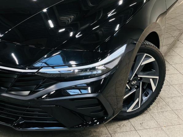 Hyundai Elantra VII (CN7) Рестайлинг с пробегом 2025 года, цена 2 490 000 рублей, 30 км, седан, Автокод Объявления