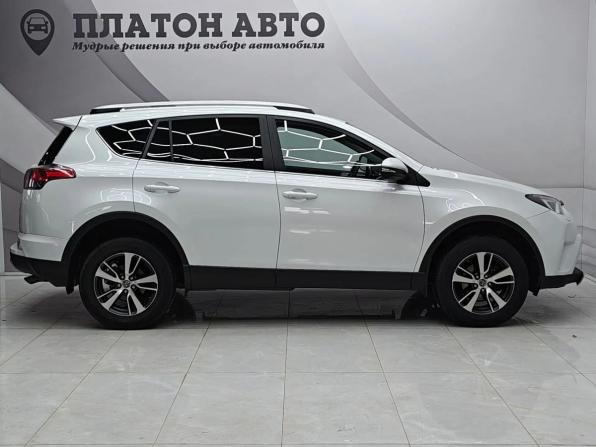 Toyota RAV4 IV (XA40) Рестайлинг с пробегом 2018 года, цена 2 549 000 рублей, 137000 км, внедорожник, Автокод Объявления