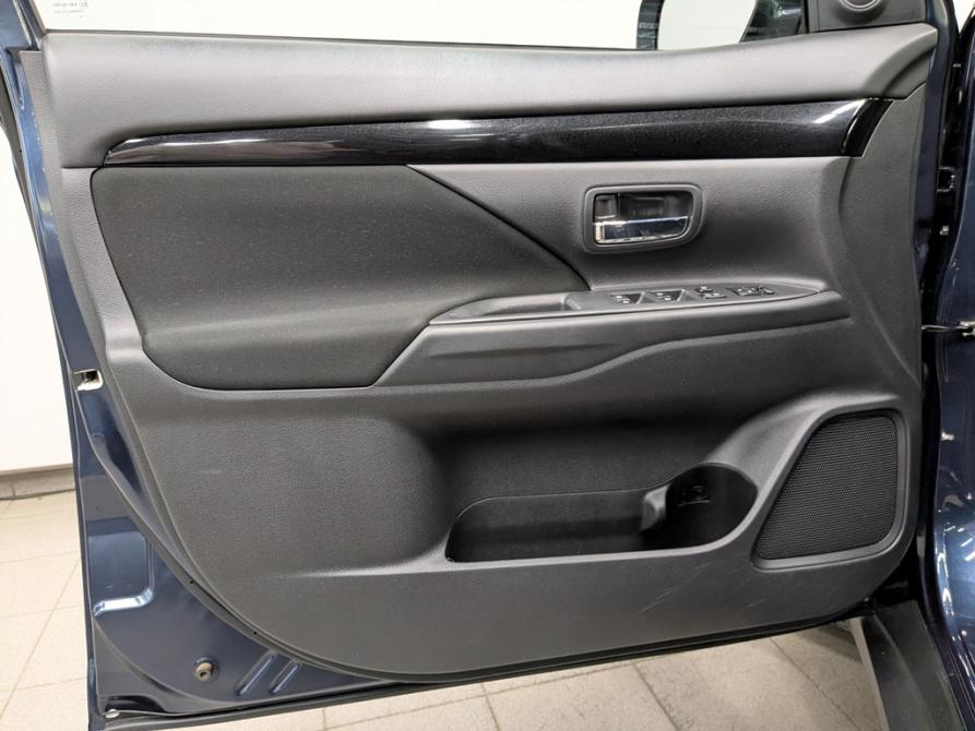 Mitsubishi Outlander III Рестайлинг 3 Москва  - изображение 13
